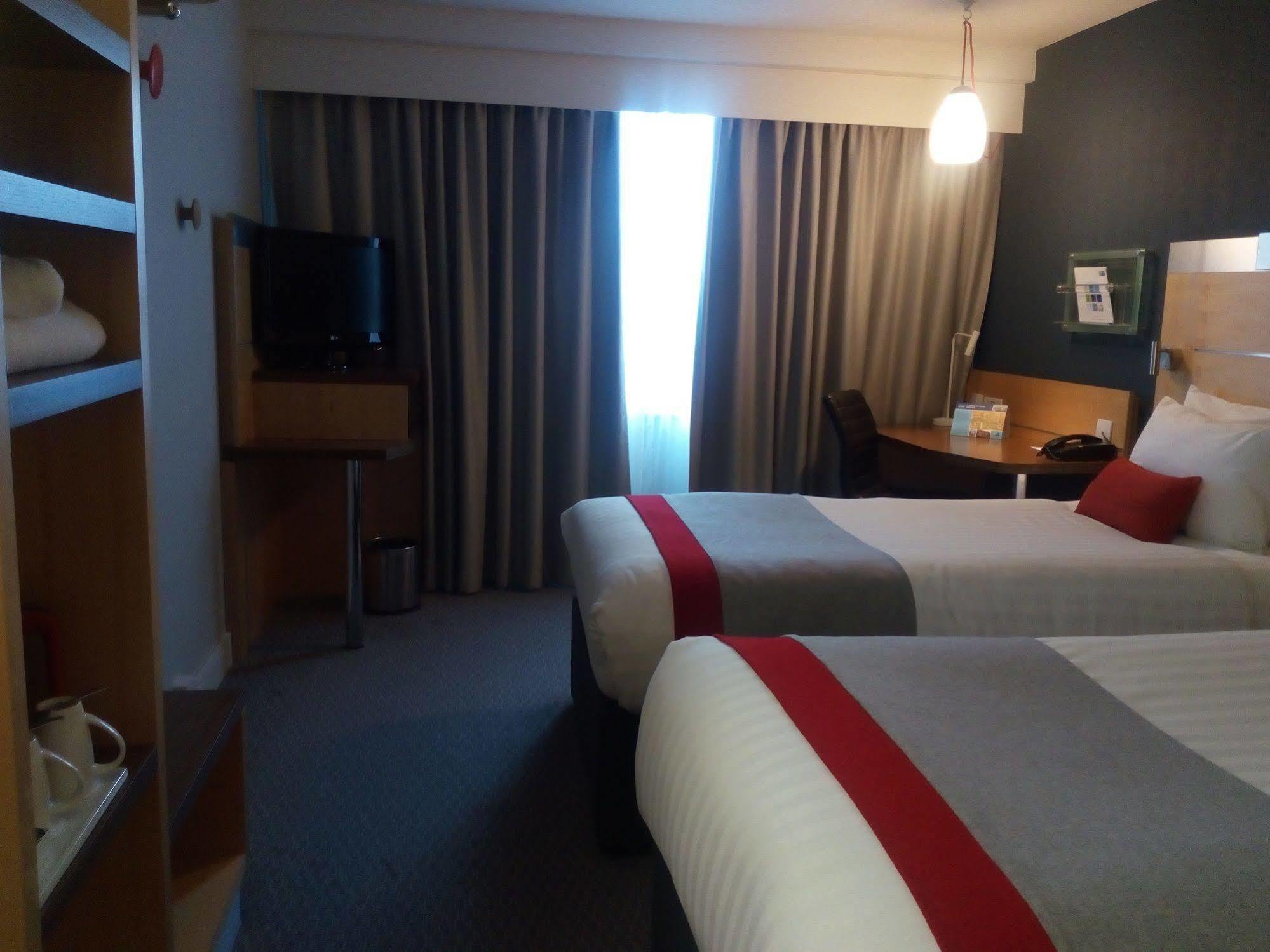 Holiday Inn Express London Limehouse, An Ihg Hotel מראה חיצוני תמונה